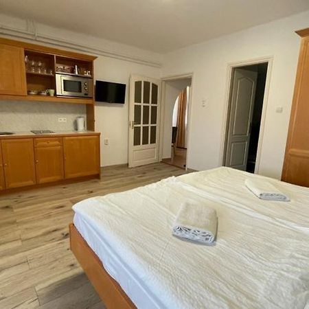 Silent Apartmanhaz Харканы Экстерьер фото