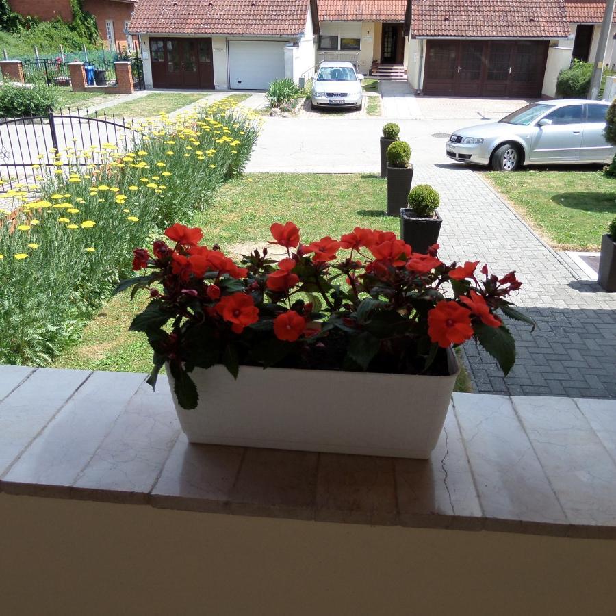 Silent Apartmanhaz Харканы Экстерьер фото